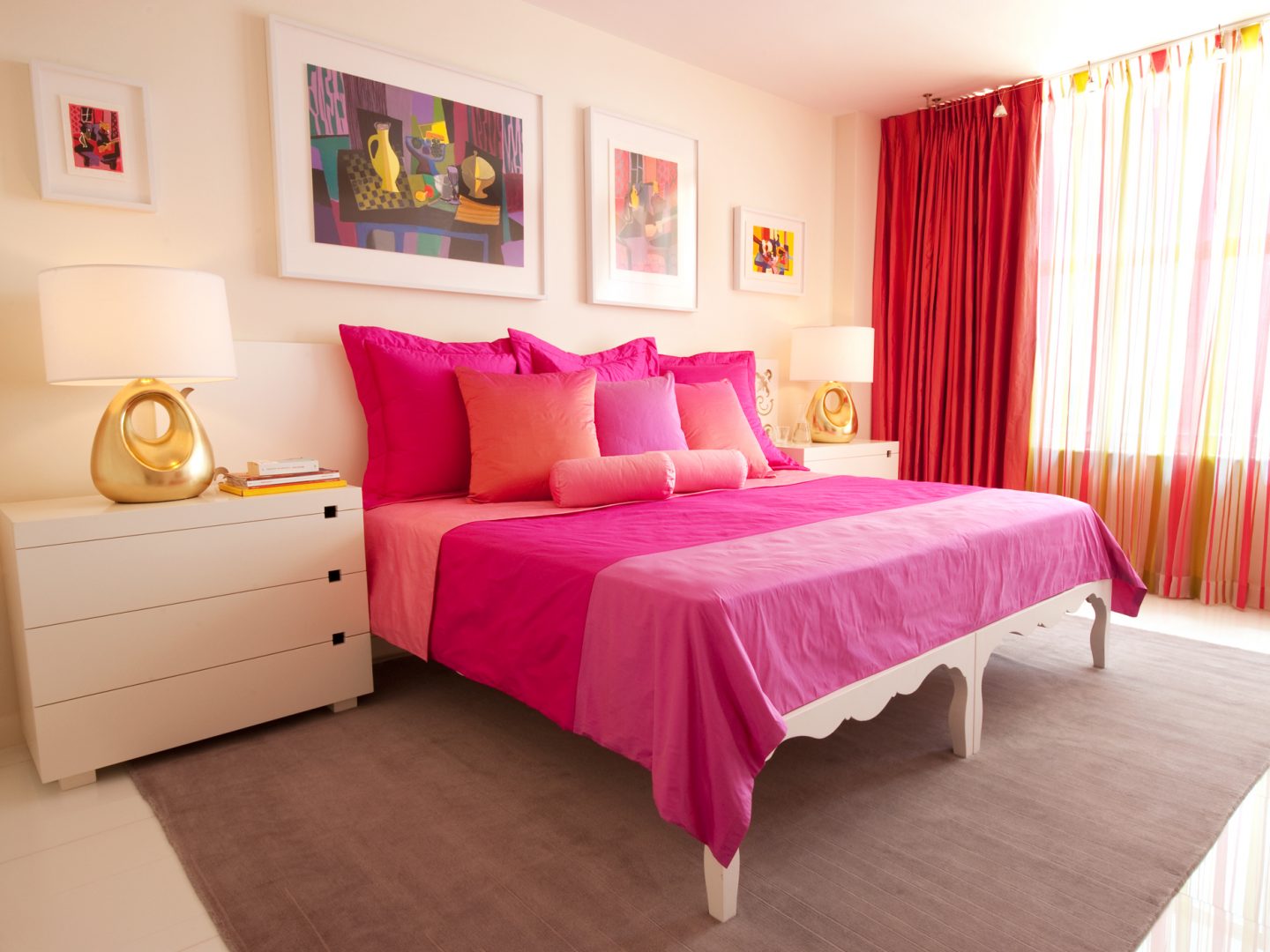 Habitación en rosa y blanco Habitación en rosa y blanco